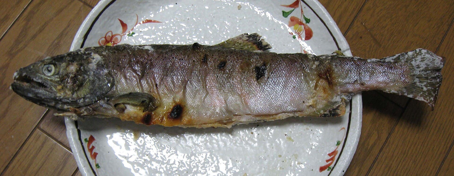 ビワマスの塩焼き